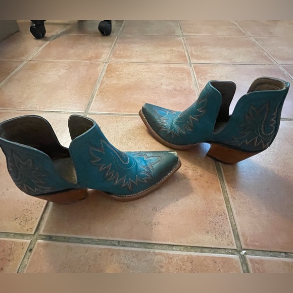 Ariat Dixon Blue Snip Toe Boots Size 7.5 - Picture 7 of 8